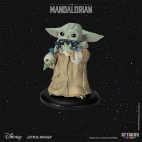 Attakus Starwars - Grogu "Eating the frog" 1/5 - The Mandalorian