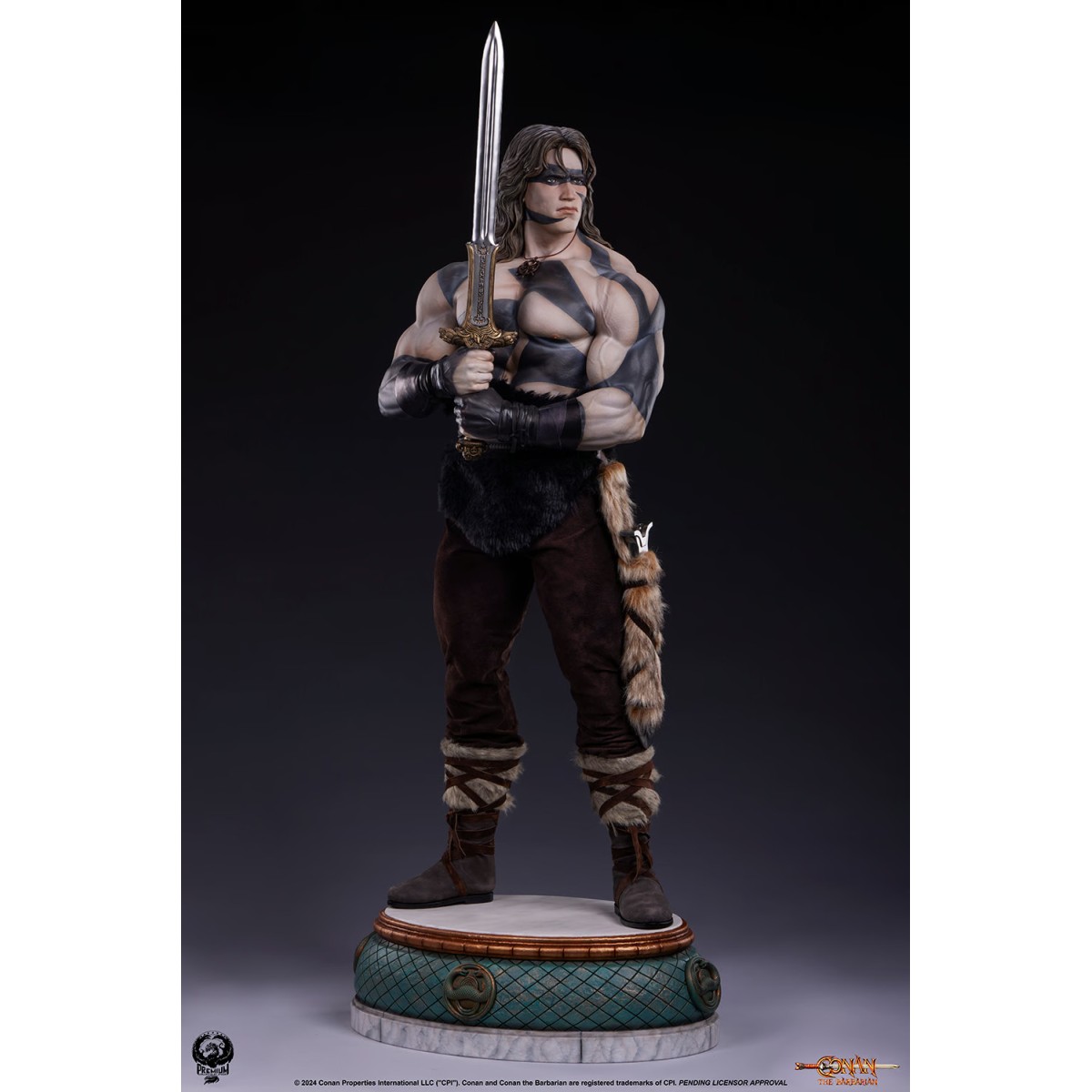 PCS Collectibles - CONAN WARPAINT 1/2 scale statue