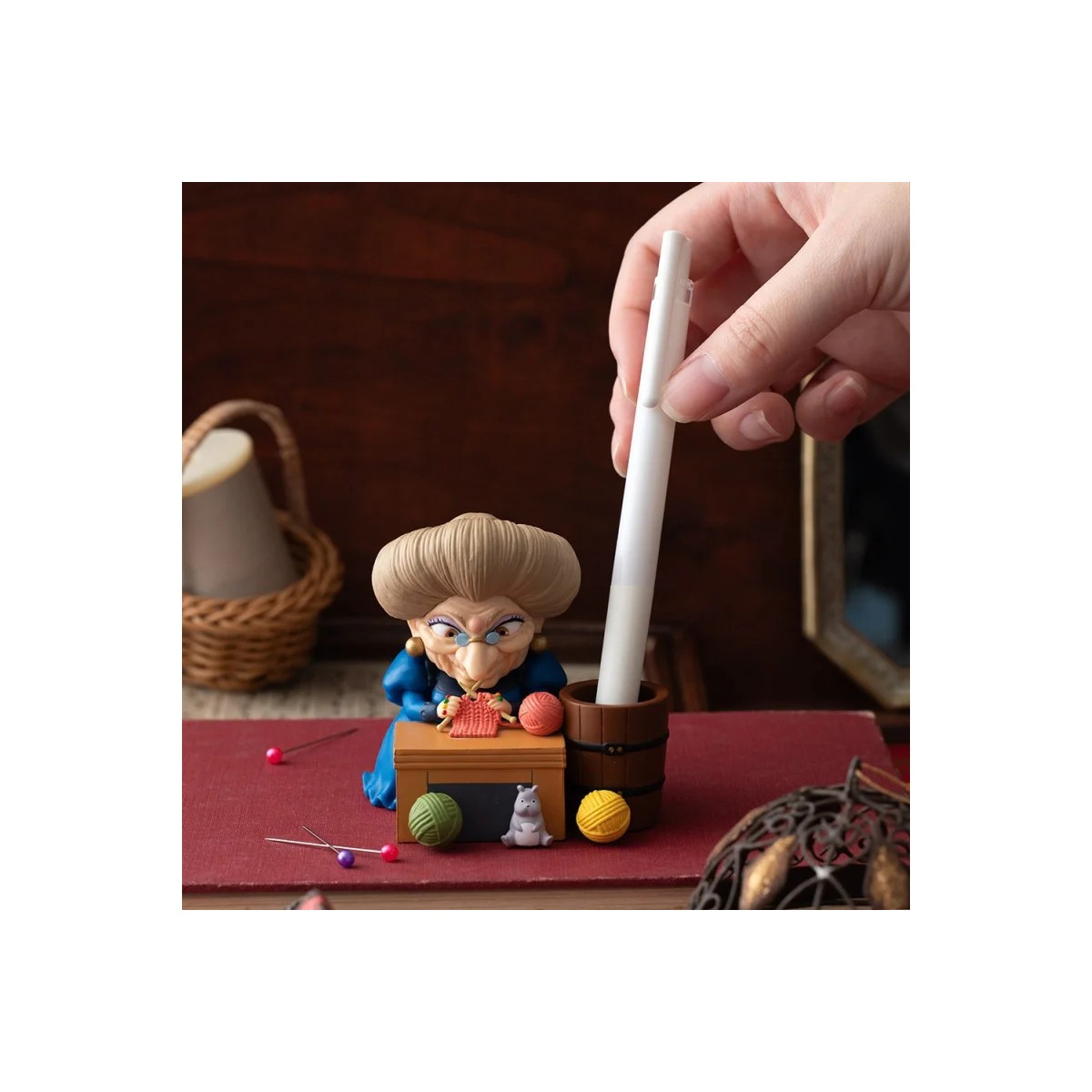 Ensky - Figurine Bleistifttopf Yubaba - Chihiros Reise - Das Ghibli Haus