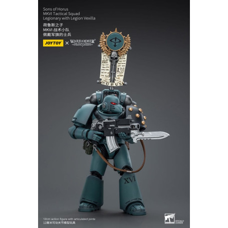 JoyToy Space Marines - Sons of Horus - MKIV Tactical Squad Legionary with Legion Vexilla 2 1/18 - Warhammer 40K