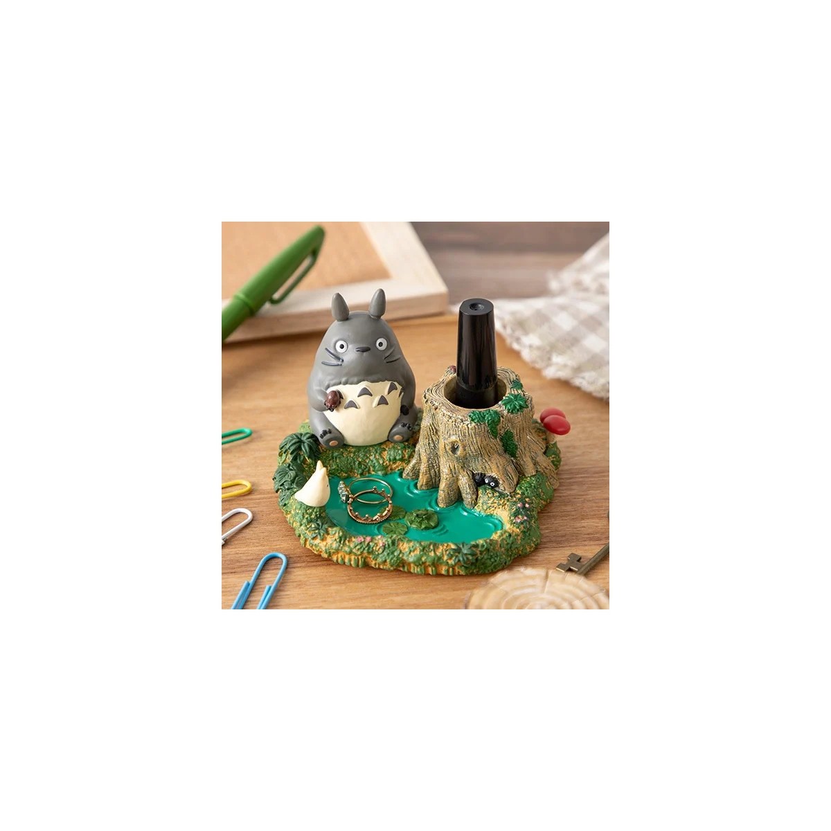 Ensky - Bleistifttopf Totoro am Ufer des Teichs - Mein Nachbar Totoro - Maison Ghibli