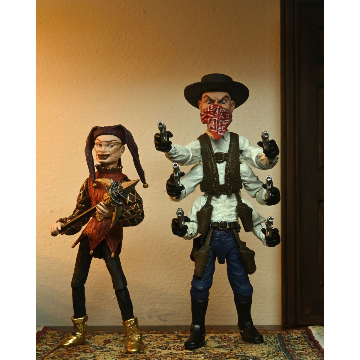 Neca - Puppet Master - 2er-Pack Ultimate Six Shooter & Jester Figuren