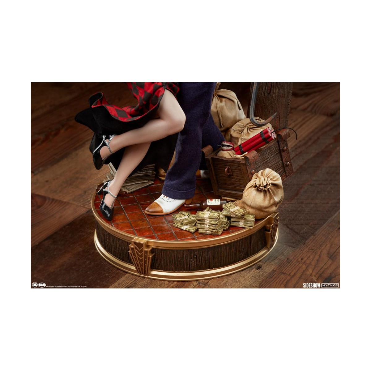 Sideshow DC Comics Mythos - The Joker and Harley Quinn: Lawless Love