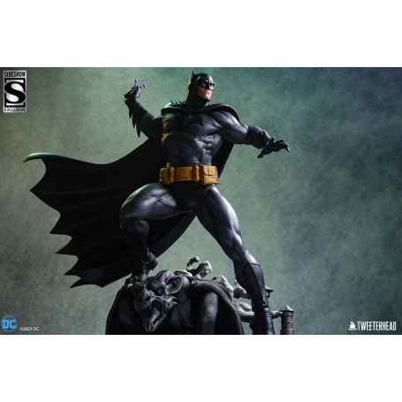 Tweeterhead Sideshow - DC Comics: Batman (Black and Gray Edition) 1/4 Statuette