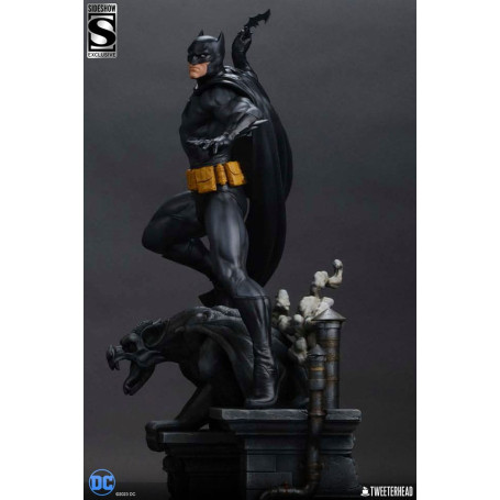 Tweeterhead Sideshow - DC Comics: Batman (Black and Gray Edition) 1/4 Statuette
