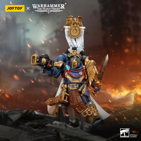 JoyToy - Ultramarines - Legion Praetor mit Power Sword und Volkite Serpenta 1/18 - The Horus Heresy