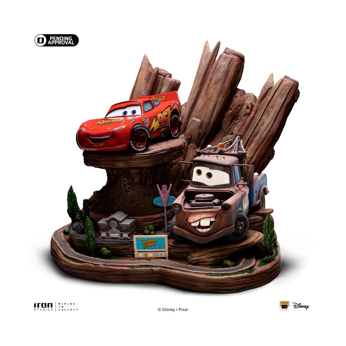 Iron Studios - Disney Pixar - Deluxe Art Scale Lightning McQueen & Tow Mater 1/10 - Cars