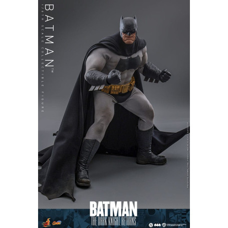 Hot Toys - BATMAN - Batman: The Dark Knight Returns Comic Masterpiece 1/6