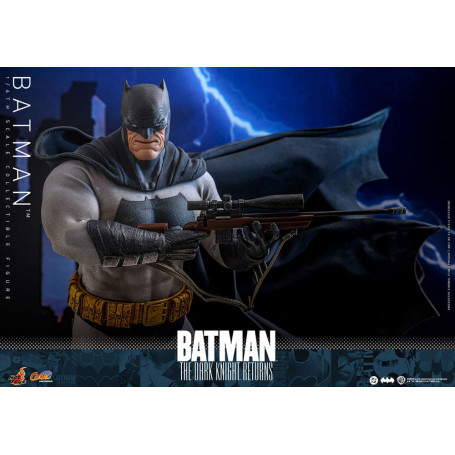 Hot Toys - BATMAN - Batman: The Dark Knight Returns Comic Masterpiece 1/6