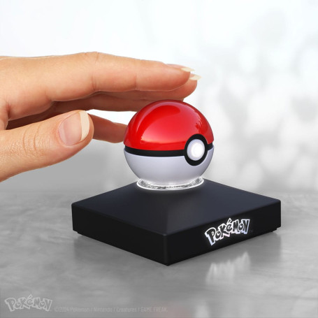 Wand Company - Pokémon Replica Diecast - Mini Pokeball