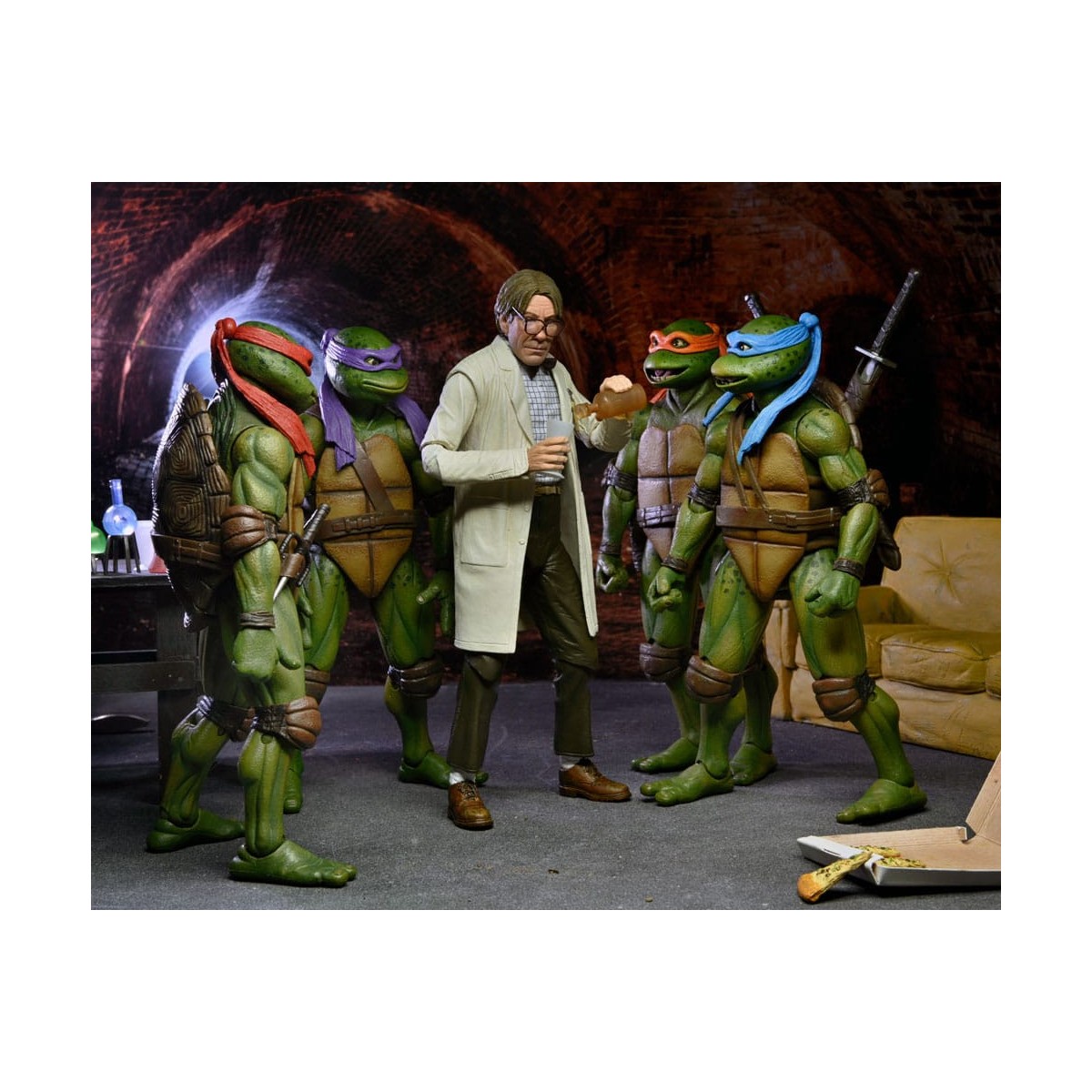 Neca - Lab Coat Professor Perry and Hazmat Suit Professor Perry