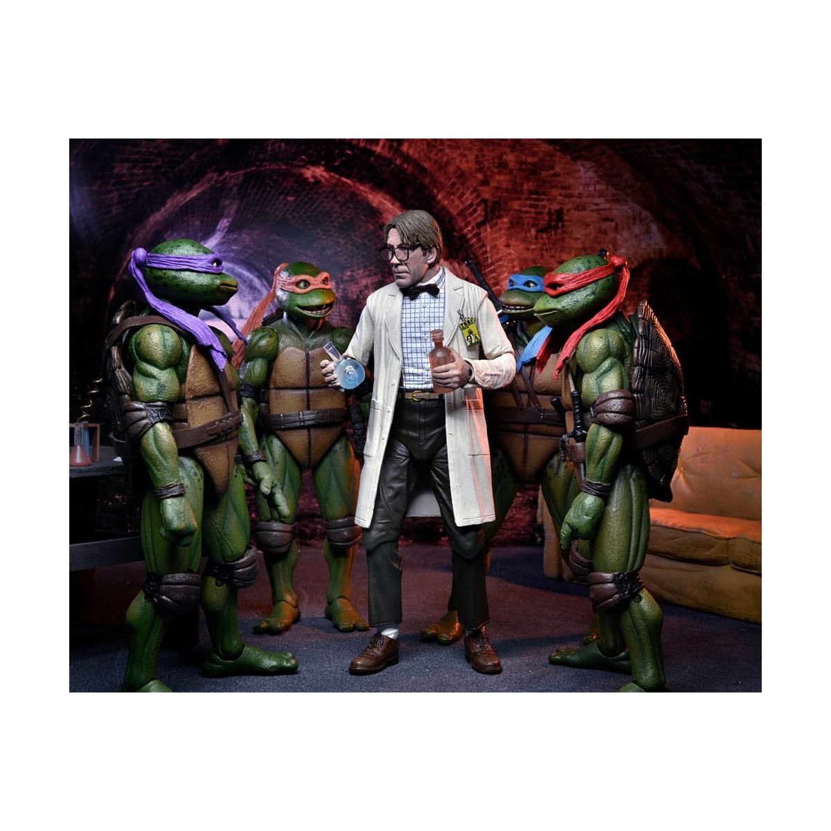 Neca - Lab Coat Professor Perry and Hazmat Suit Professor Perry