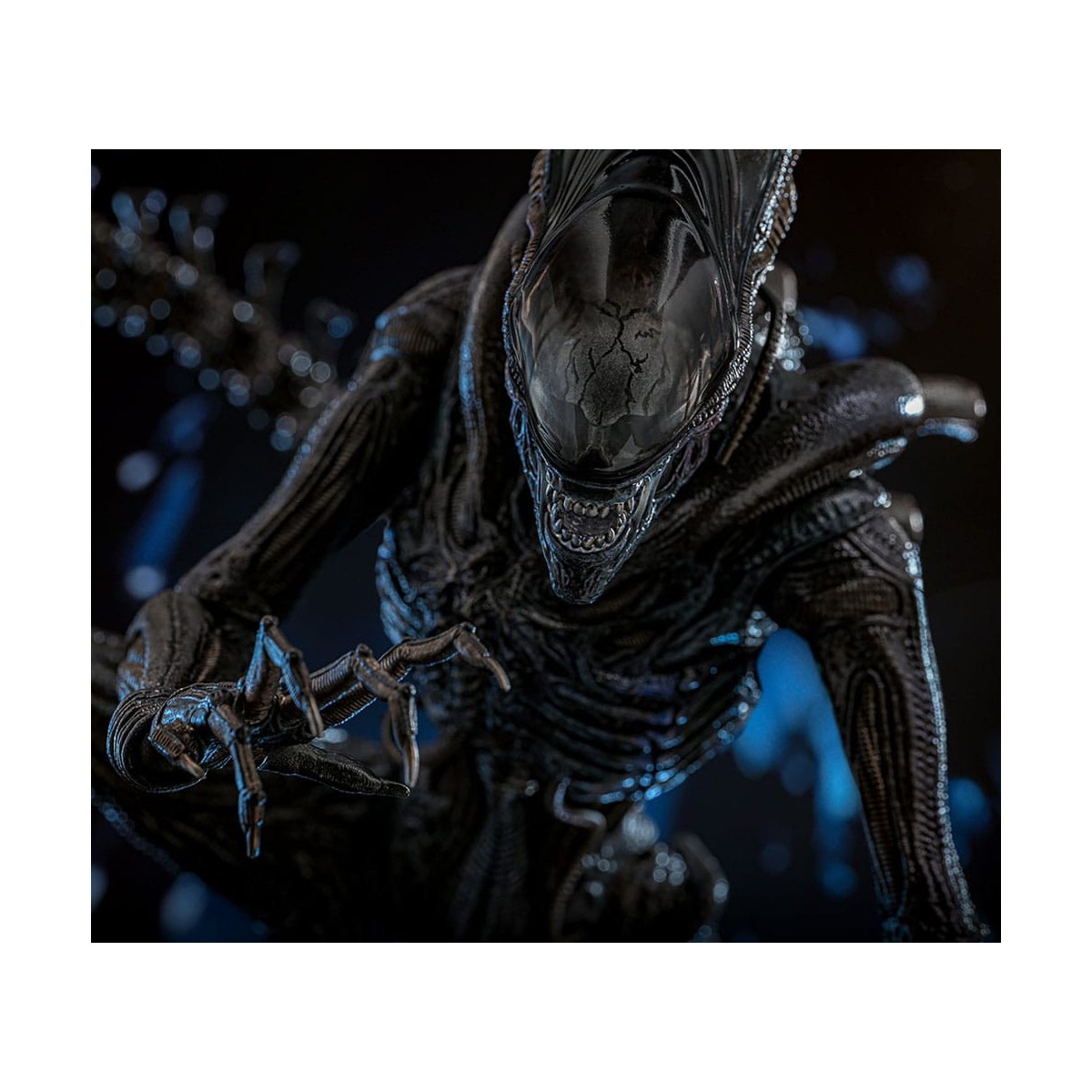 Hot Toys - Alien Romulus - Scorched Xenomorph MMS 1/6