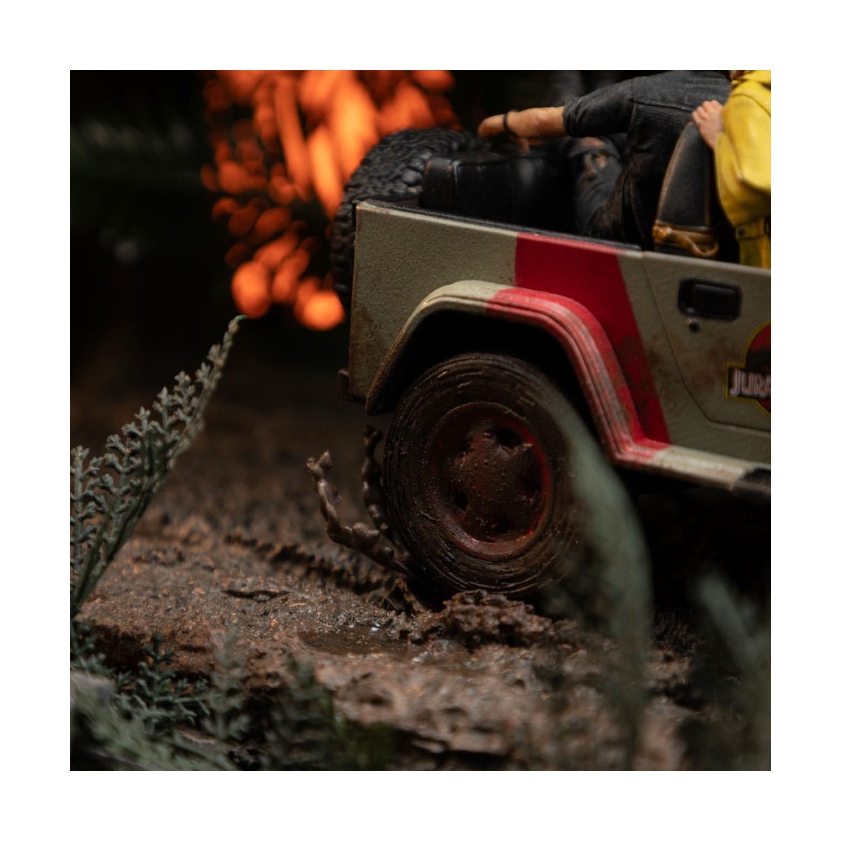 Iron Studios - Jurassic Park Demi Art Scale The Final Scene - 1/20