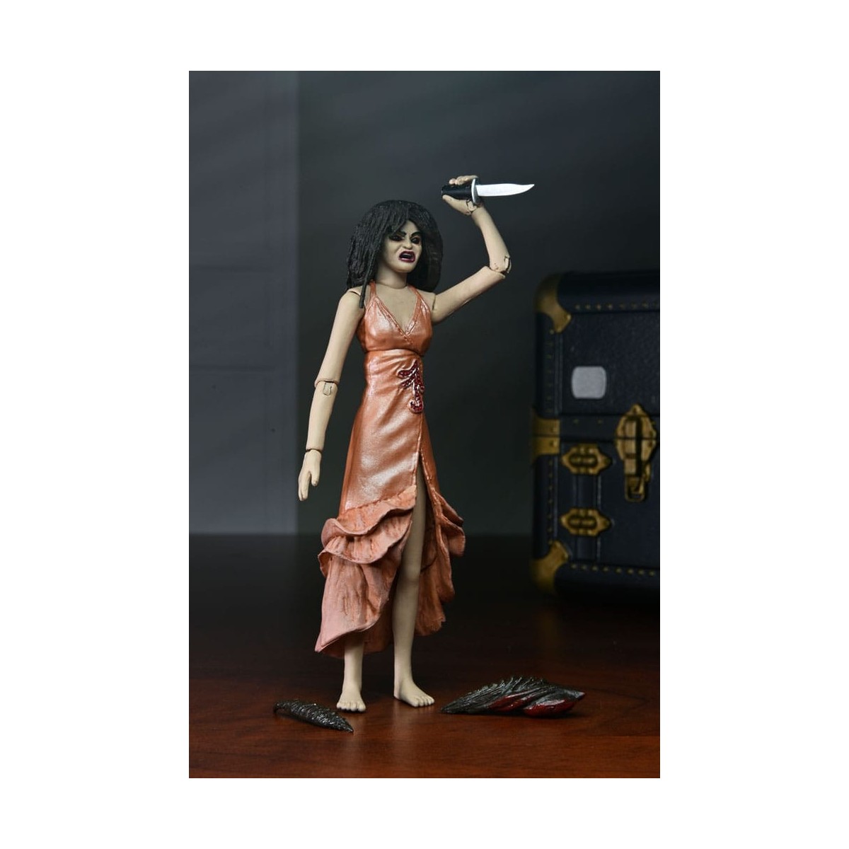 Neca - Puppet Master - Toulon's Puppet Case & Leech Woman