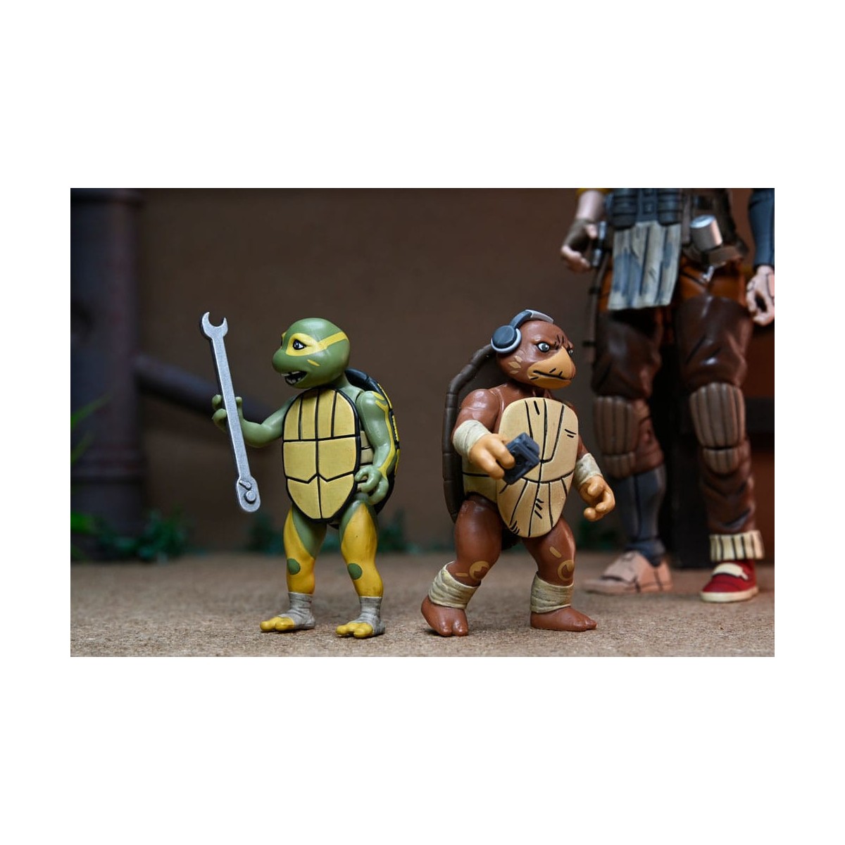 NECA - IDW Comics - Grammy April mit Baby Yi & Moja - The Last Ronin The Lost Years - TMNT