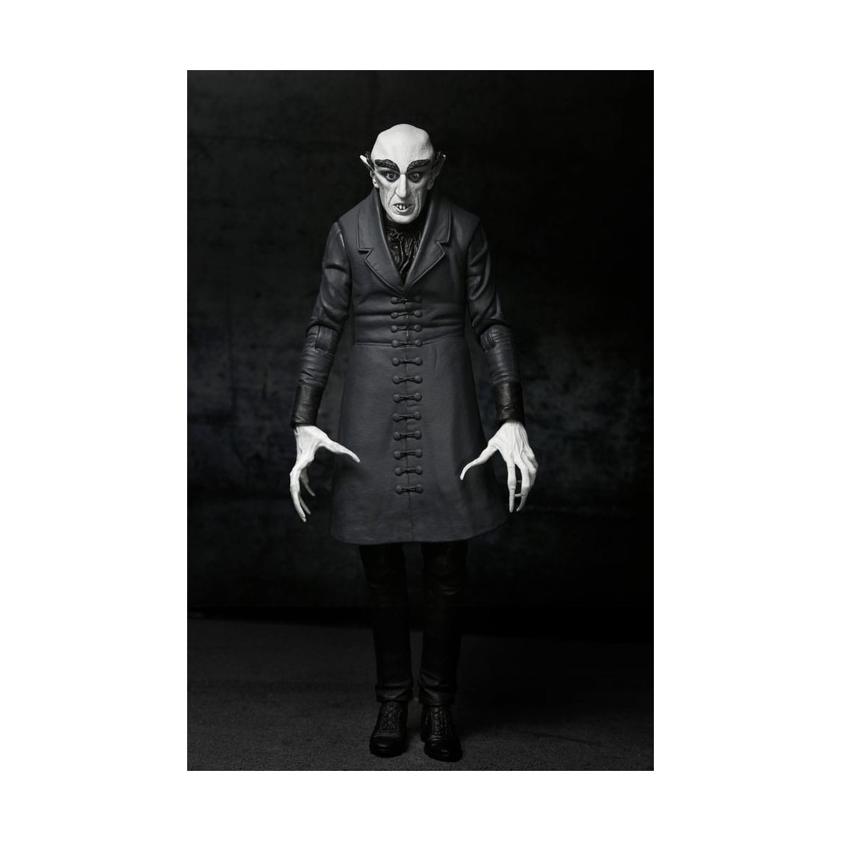 NECA - Ultimate Count Orlok (Nosferatu) Black & White Version - Universal Monsters