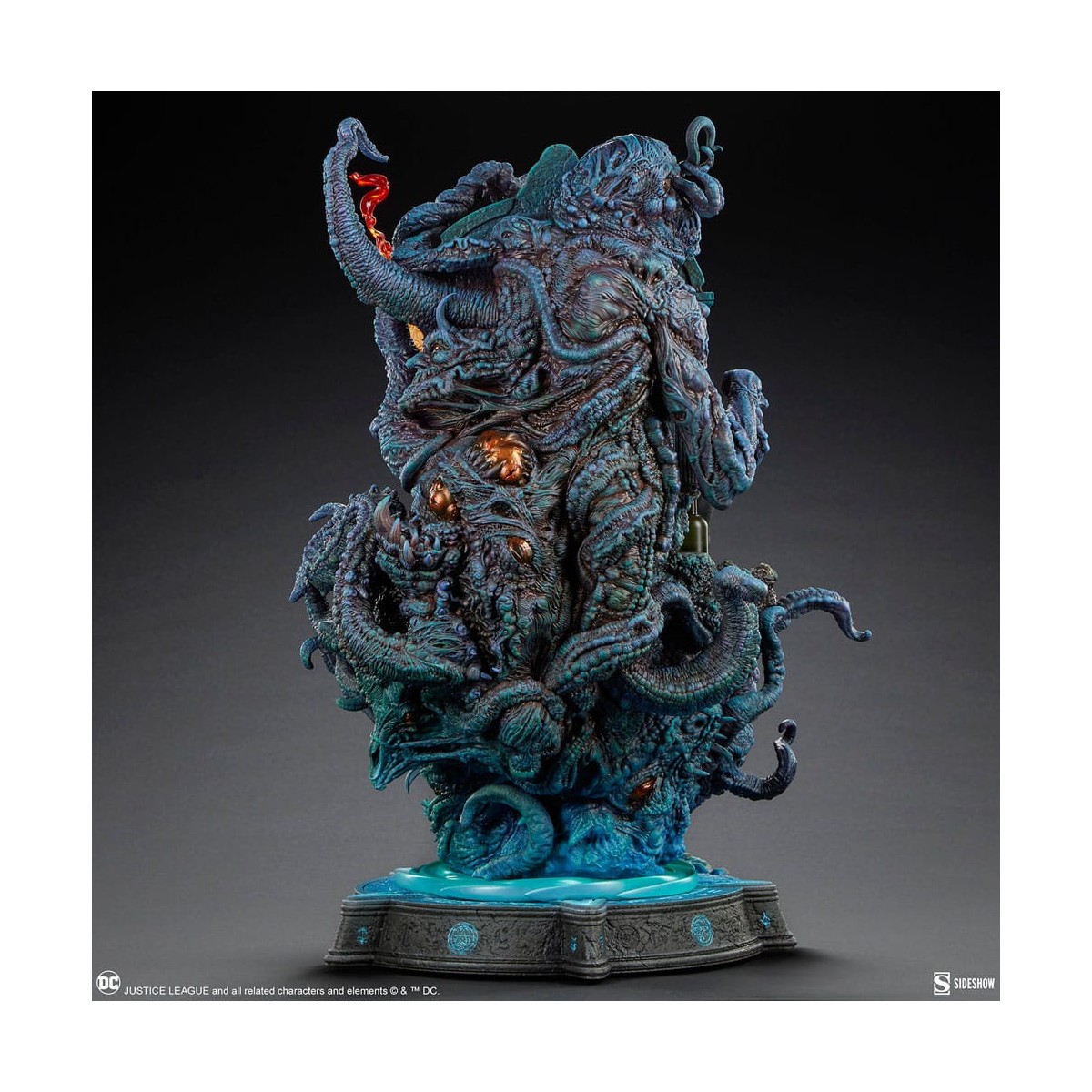 Sideshow - Dc Comics - John Constantine: Just Another Exorcism Hangover Premium Format 1/4
