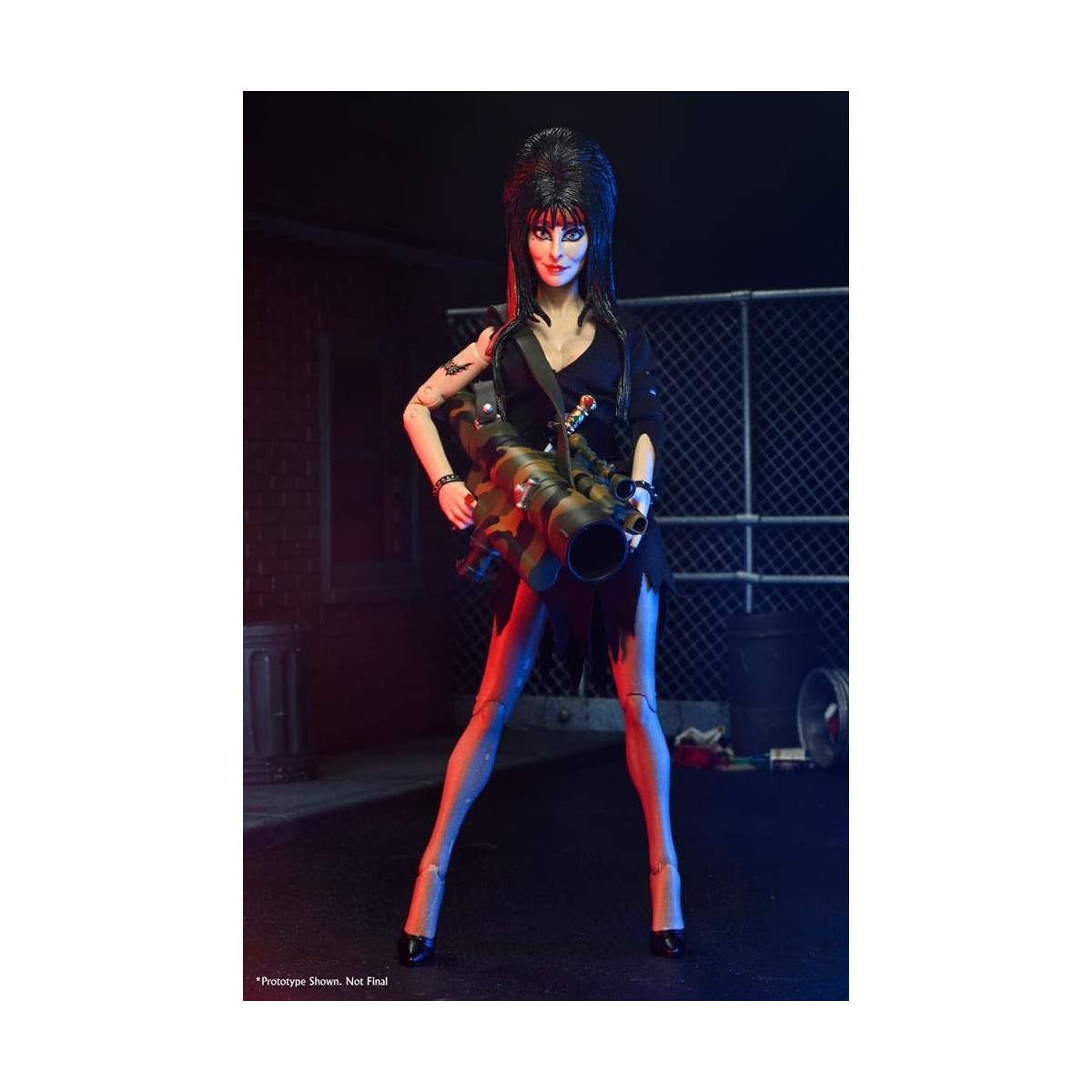 Neca - Elvira Mistress of the Dark - Commando Elvira - Retro Cloth