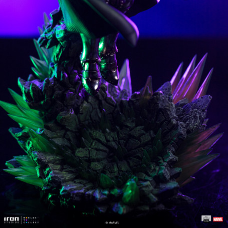 Iron Studios Marvel - DR. Doom 1/10 BDS Art Scale - Infinity Gauntlet Diorama