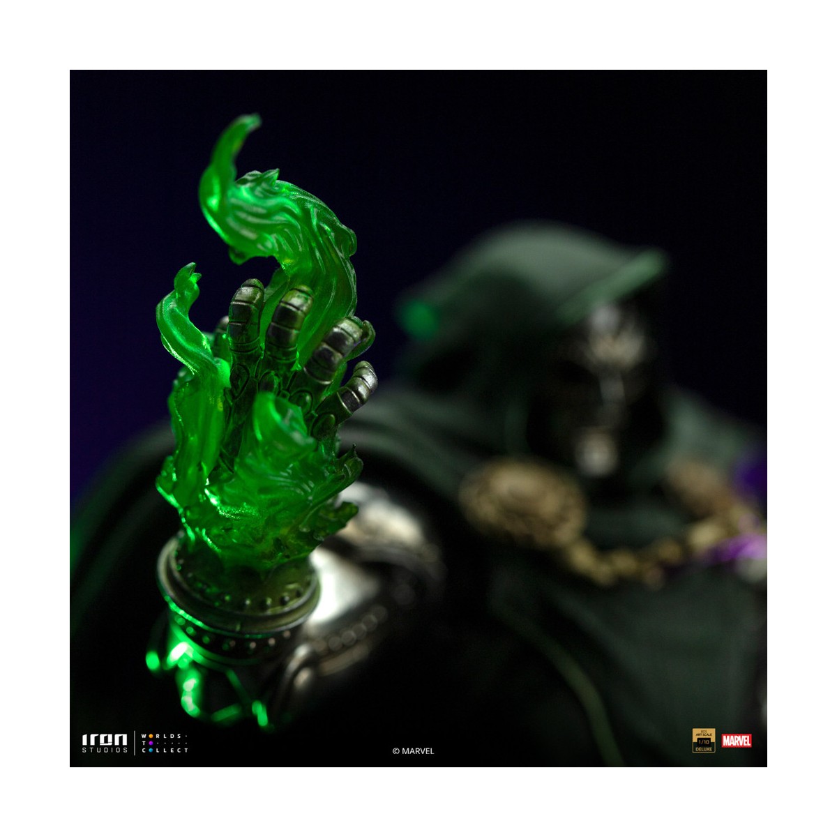 Iron Studios Marvel - DR. Doom 1/10 Deluxe Art Scale - Infinity Gauntlet Diorama