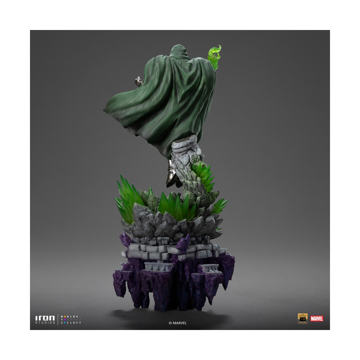 Iron Studios Marvel - DR. Doom 1/10 Deluxe Art Scale - Infinity Gauntlet Diorama