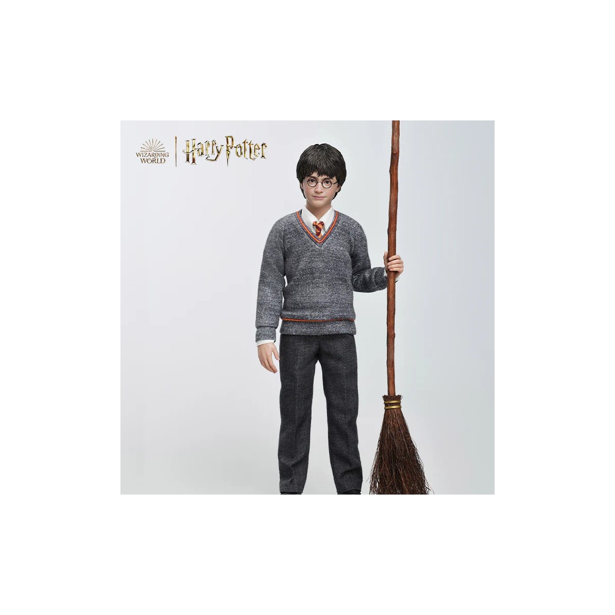 INART - Harry Potter 1/6 Scale Collectible Figure - Standard Version