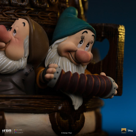 Iron Studios Disney Classics - Snow White and the Seven Dwarves Deluxe Art Scale 1/10