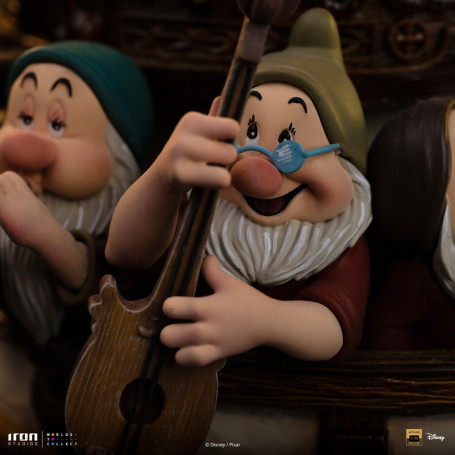 Iron Studios Disney Classics - Snow White and the Seven Dwarves Deluxe Art Scale 1/10