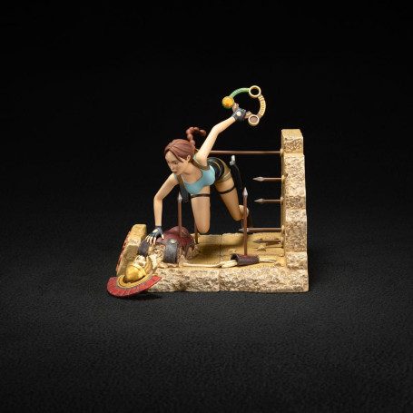 Dark Horse - Tomb Raider - Lara Croft Classic Era 1996