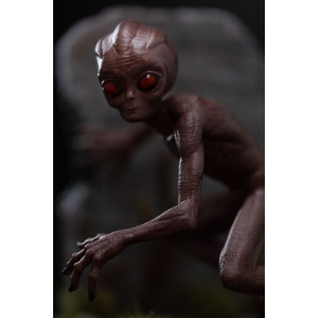 Iron Studios - I want to Believe - E.T. Varginha 1/10 BDS Art Scale