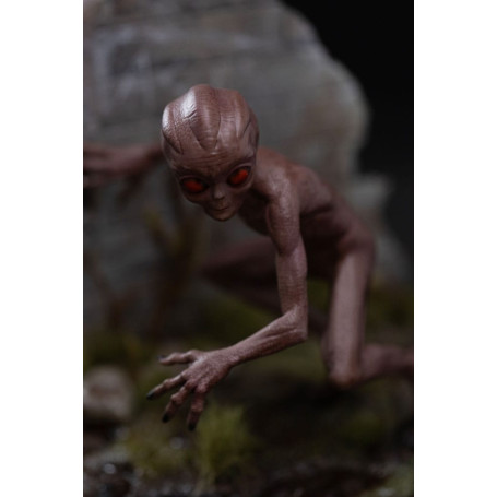 Iron Studios - I want to Believe - E.T. Varginha 1/10 BDS Art Scale