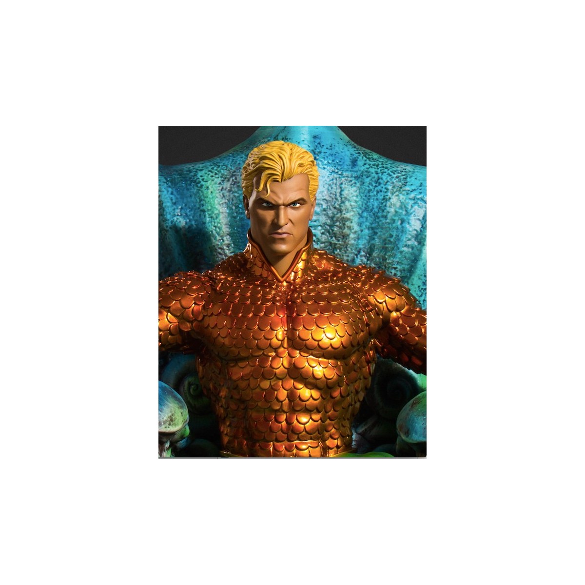 Imaginarium DC Statue Aquaman sur son trone 1/2
