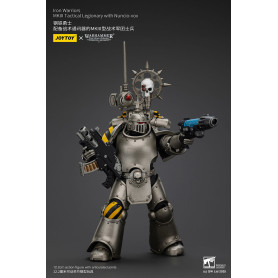 Joytoy - Warhammer - Iron Warriors Mk III Tactical Squad - Mk III Tactical Legionary mit Nuncio-vox