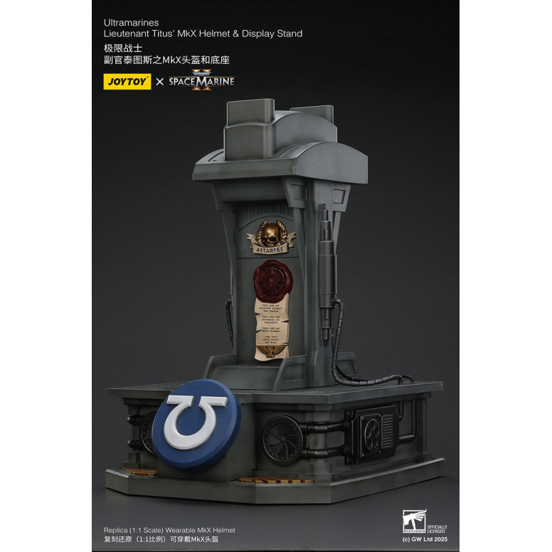 JoyToy - Space Marines II - Ultramarines Leutnant Titus' MkX-Helm Display-Ständer-11