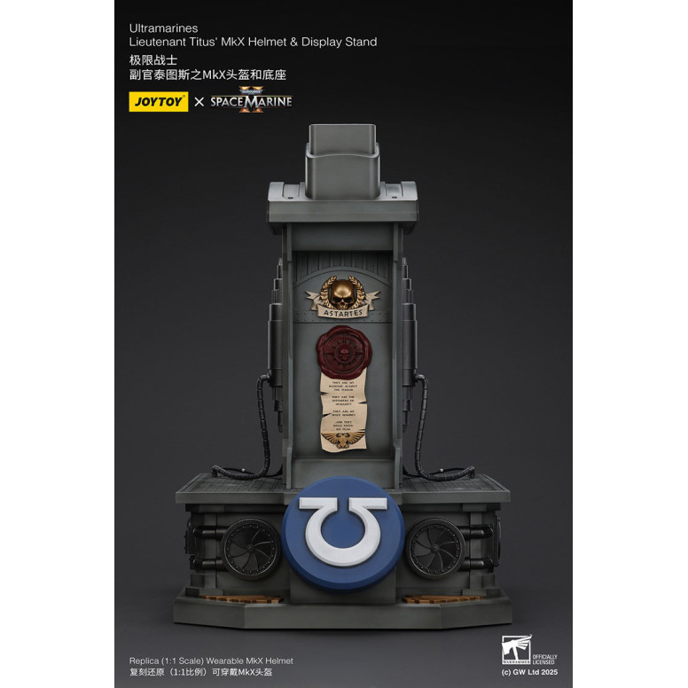 JoyToy - Space Marines II - Ultramarines Leutnant Titus' MkX-Helm Display-Ständer-11