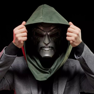 Hasbro - Replique Casque Dr. Doom 1/1 - Marvel Legends Helm