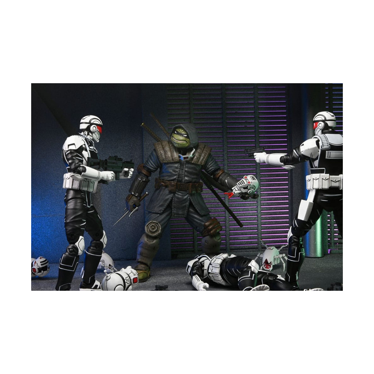 NECA - IDW Comics - Synja Commando mit Mousers - Der letzte Ronin - TMNT