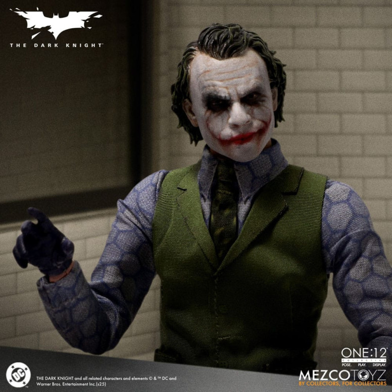 Mezco One 12 - Batman The Dark Knight - Der Joker - DC Comics