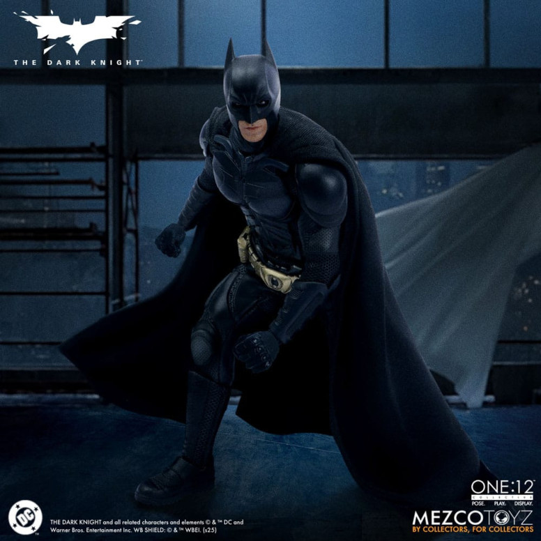 Mezco One 12 - Der dunkle Ritter - BATMAN - DC Comics