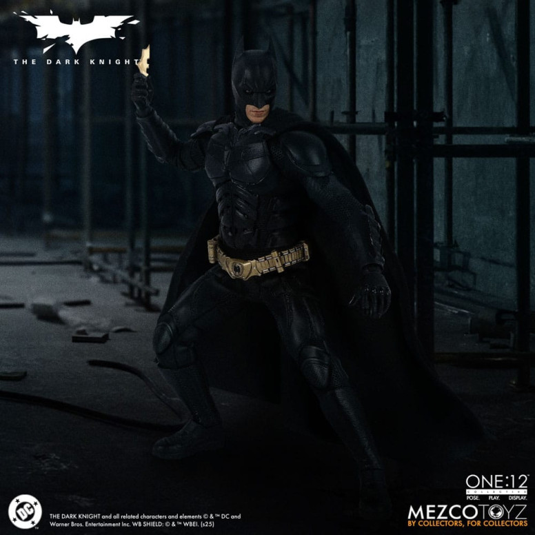 Mezco One 12 - Der dunkle Ritter - BATMAN - DC Comics