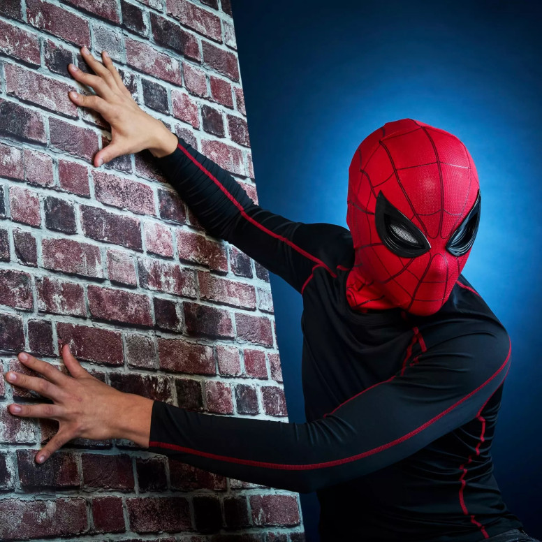 Hasbro - Spider-Man 1/1 elektronische ausdrucksstarke Maske - Marvel Legends Serie