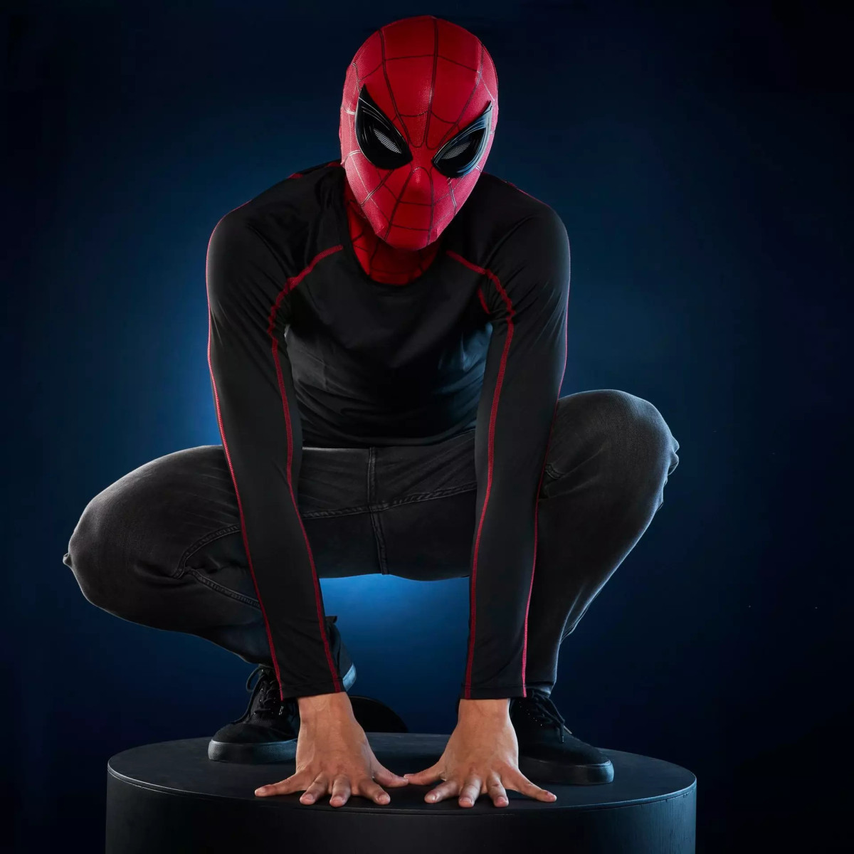Hasbro - Spider-Man 1/1 elektronische ausdrucksstarke Maske - Marvel Legends Serie