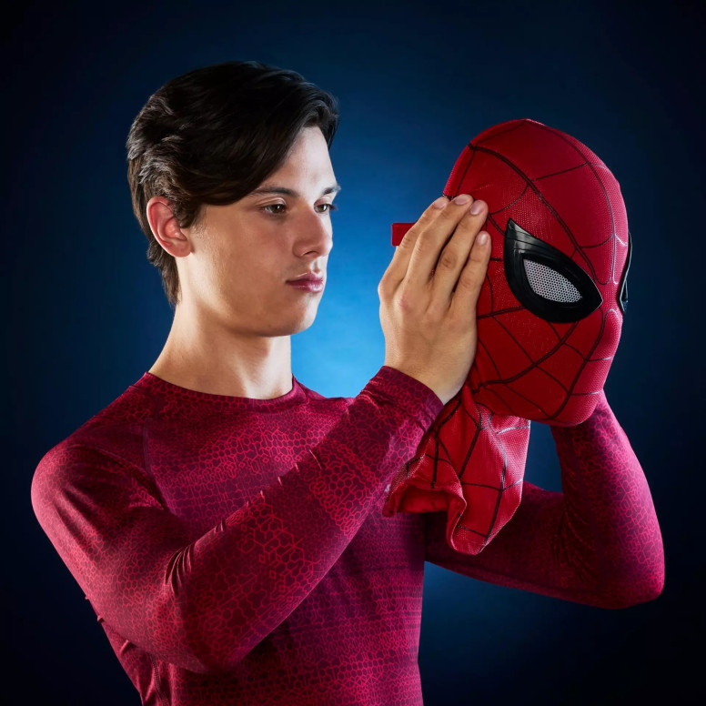 Hasbro - Spider-Man 1/1 elektronische ausdrucksstarke Maske - Marvel Legends Serie