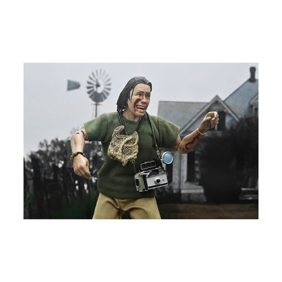 Neca Texas Chainsaw Massacre - The Hitchhiker 50. Jahrestag gekleidet