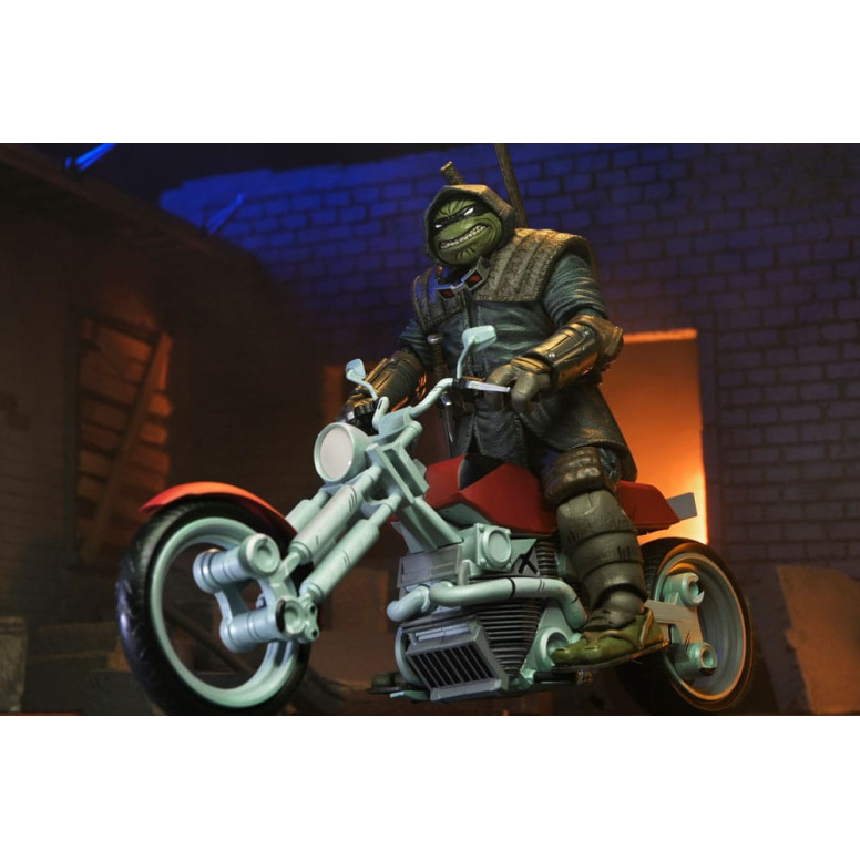 NECA - IDW Comics - Casey Marie mit Last Ronin Motorrad - The Last Ronin The Lost Years- TMNT