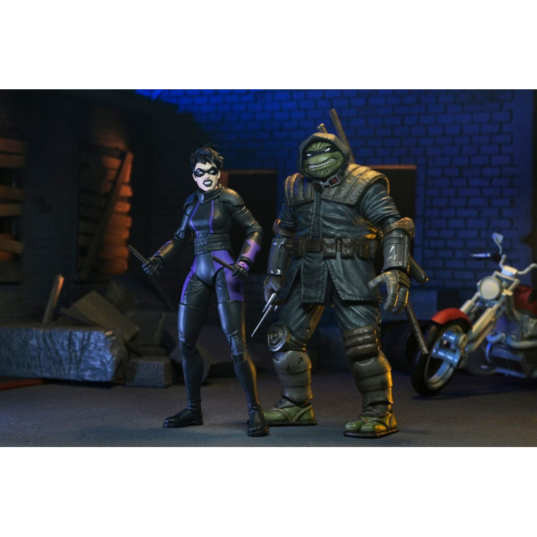 NECA - IDW Comics - Casey Marie mit Last Ronin Motorrad - The Last Ronin The Lost Years- TMNT