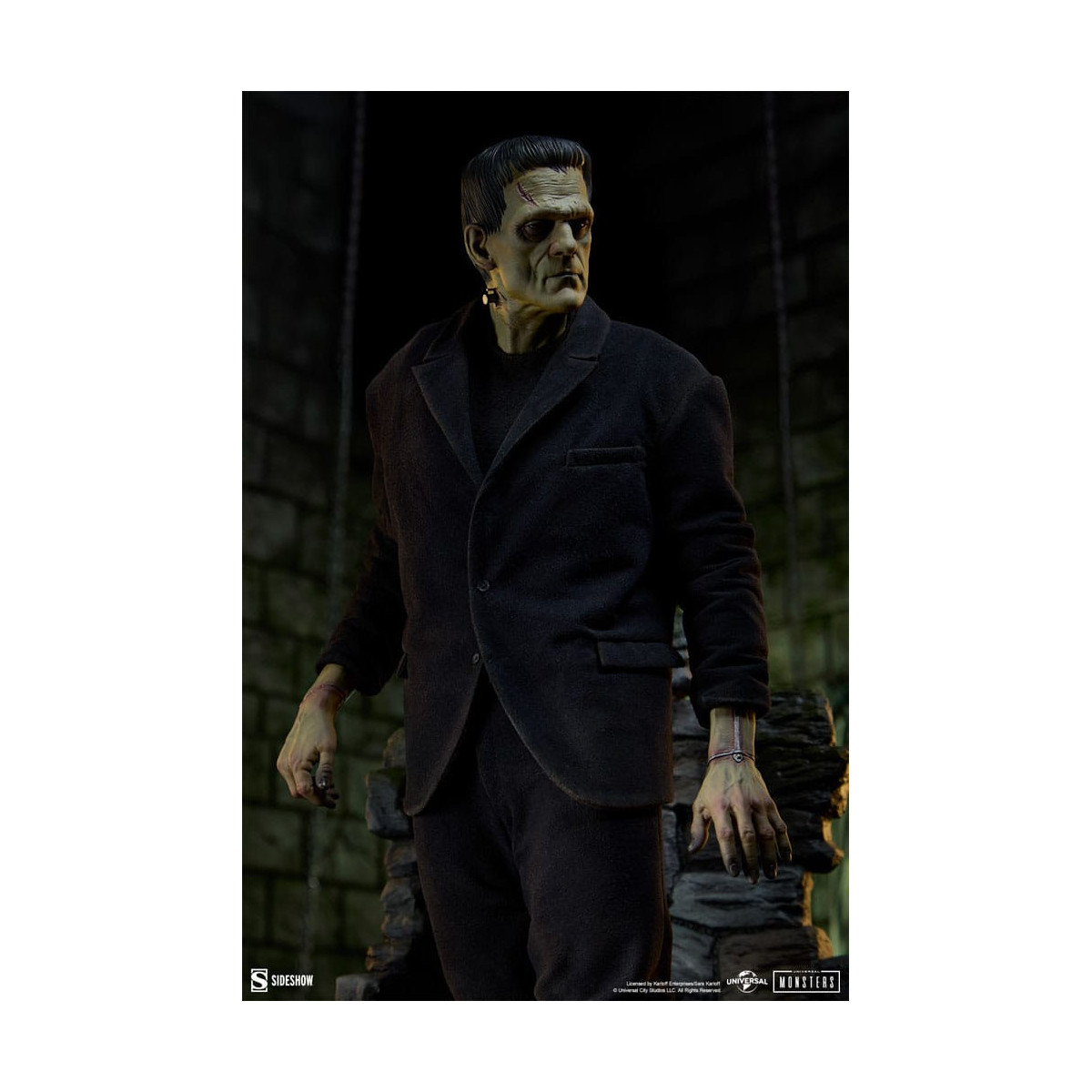 Sideshow Universal Monsters - Premium Format Frankenstein (Fabric costume) 1/4