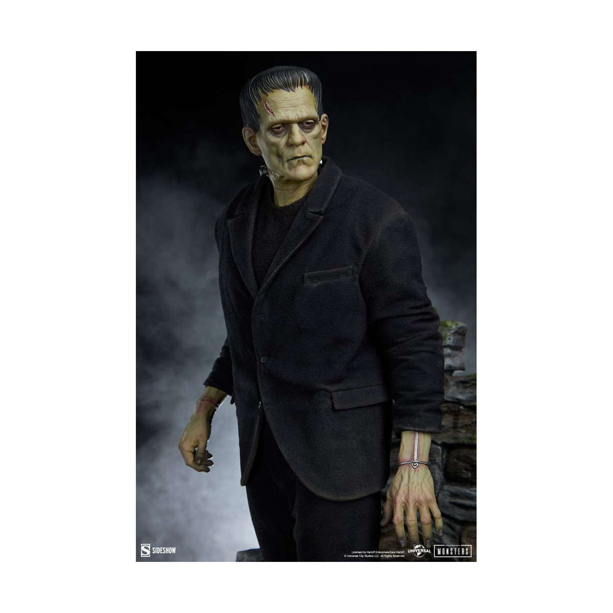 Sideshow Universal Monsters - Premium Format Frankenstein (Fabric costume) 1/4