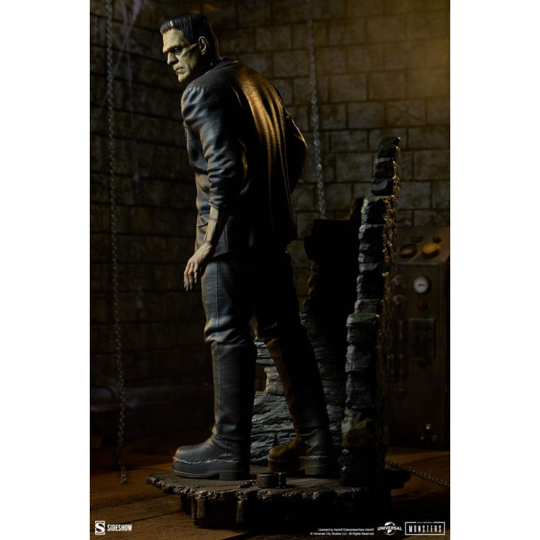 Sideshow Universal Monsters - Premium Format Frankenstein 1/4
